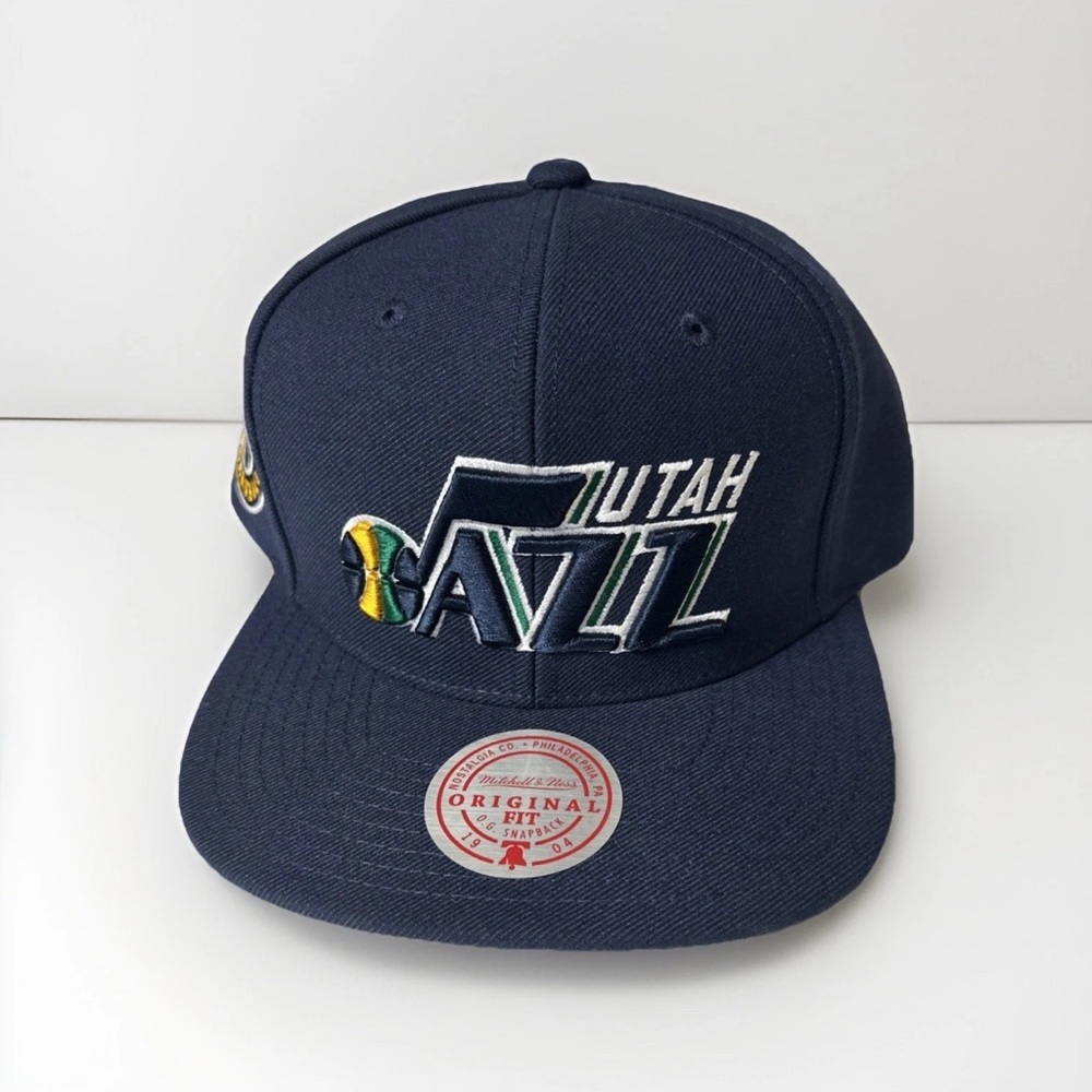 Utah Jazz Mitchell & Ness Navy Blue Snap Back Original Fit Hat NEW